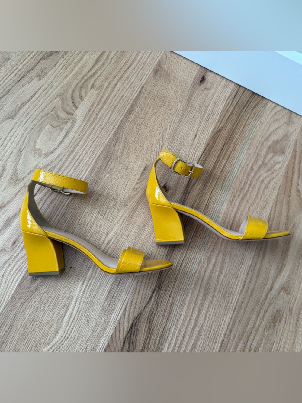 Kate Spade Leather Susane Golden Yellow Heel Strappy Sandals Women’s 7.5 - Picture 9 of 14